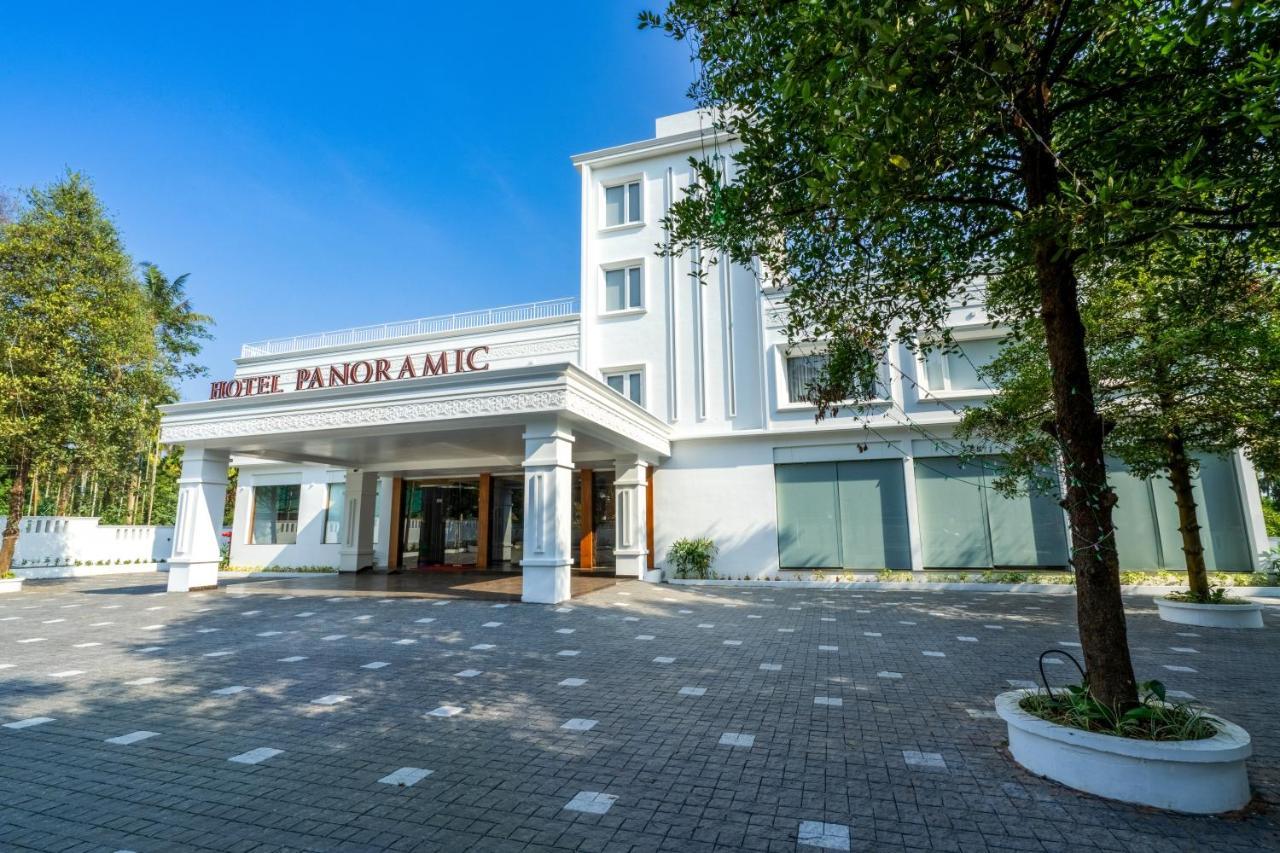 Hotel Panoramic Kochi Exterior foto